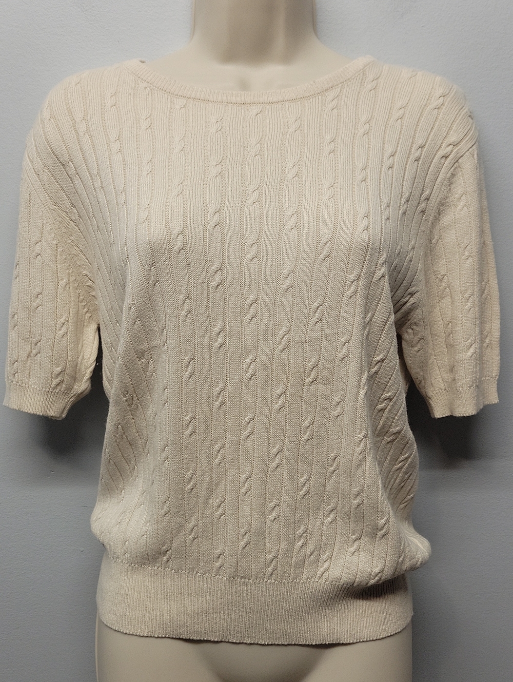 17 North cream silk cashmere sweater size Medium